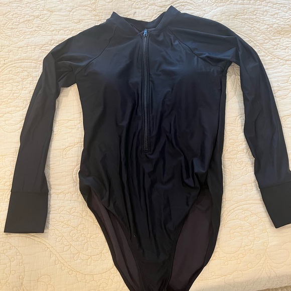 Black long sleeve swim/board suit - Picture 1 of 7